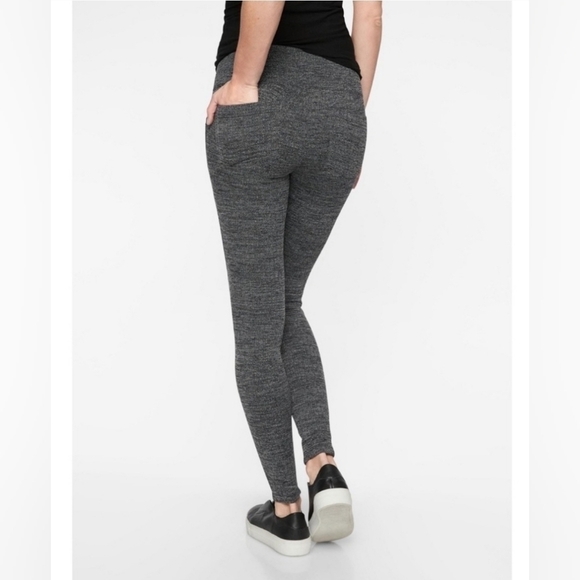 ATHLETA Herringbone Metro High Waisted Leggings. Medium Petite - Picture 3 of 16